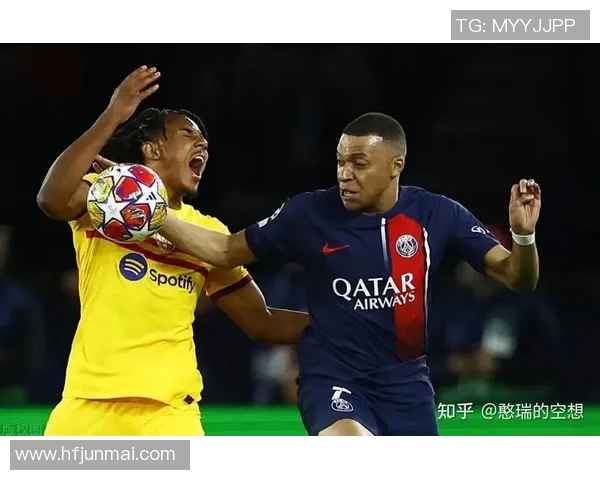 世界杯精彩对决巴萨与巴黎圣日耳曼战成平局神奇扑救引发全场欢呼